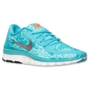 Nike 5.0 V4 Print Running Shoe